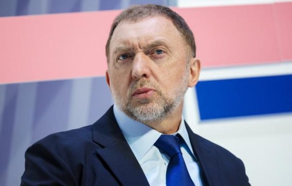 Олега Дерипаску избрали на пост президента Федерации хоккея с мячом России